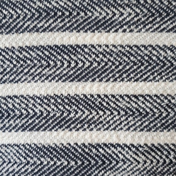 J. CREW STRIPE KNIT SWEATSHIRT VARIEGATED TURTLE FUNNEL NECK TOP SIZE SMALL - Picture 2 of 7